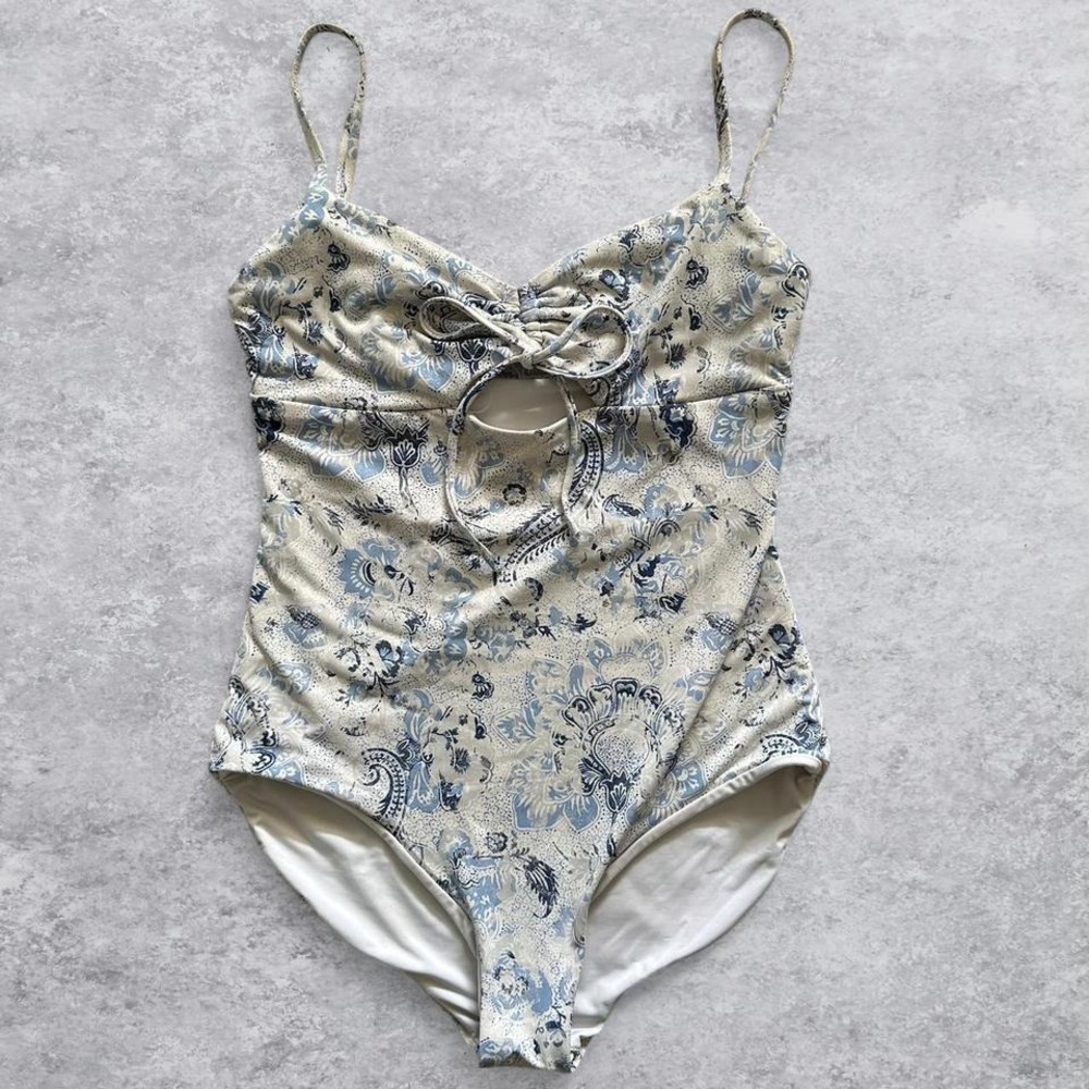 Dippin' Daisy's Blue Paisley Floral One Piece Swimsuit Tie‎ Front Keyhole Cutout